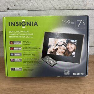 Insignia 7 inch digital photo frame